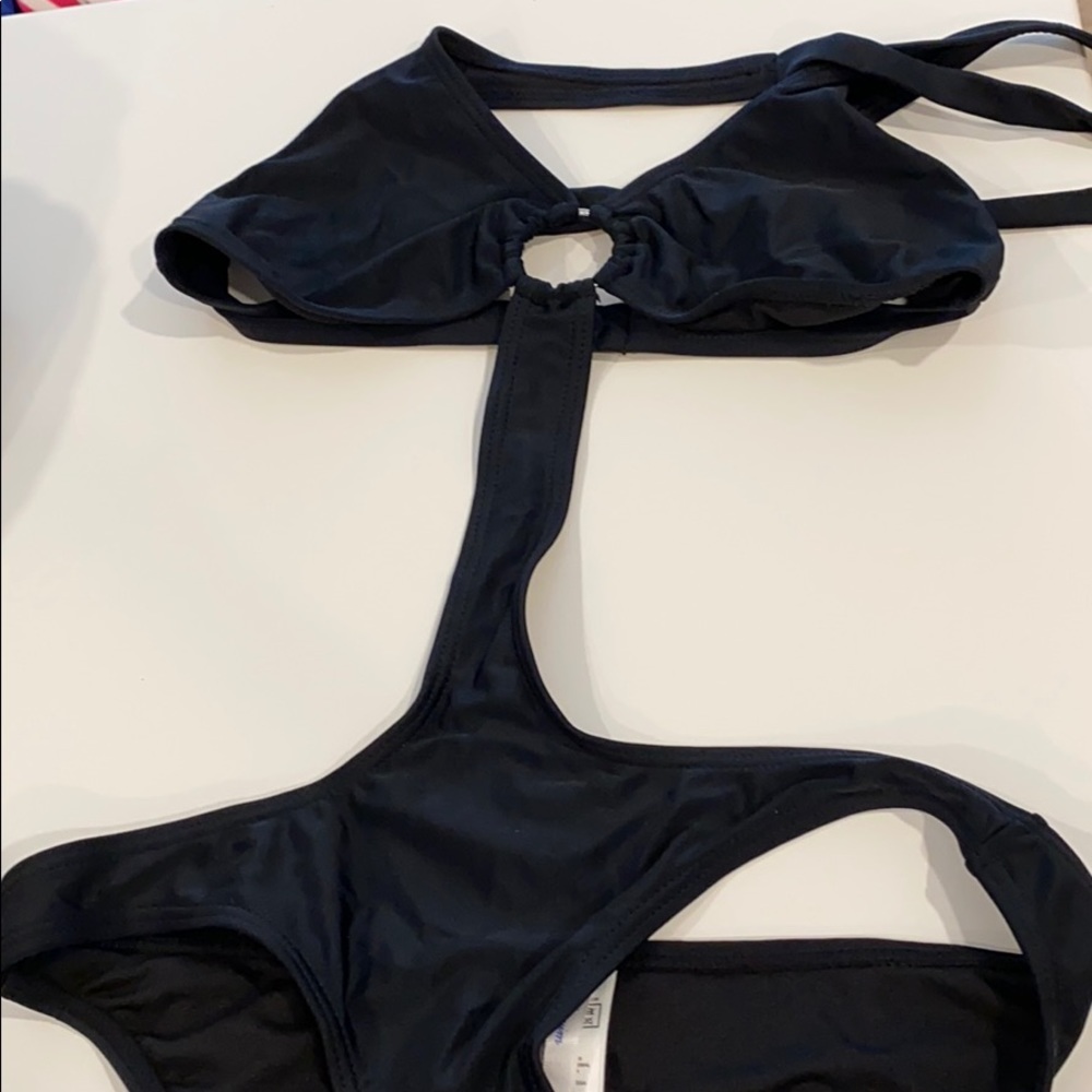 Bathing suit